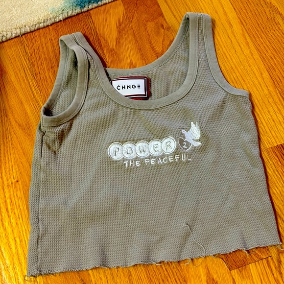 CHNGE Tops - Grey cropped tank top CHNGE